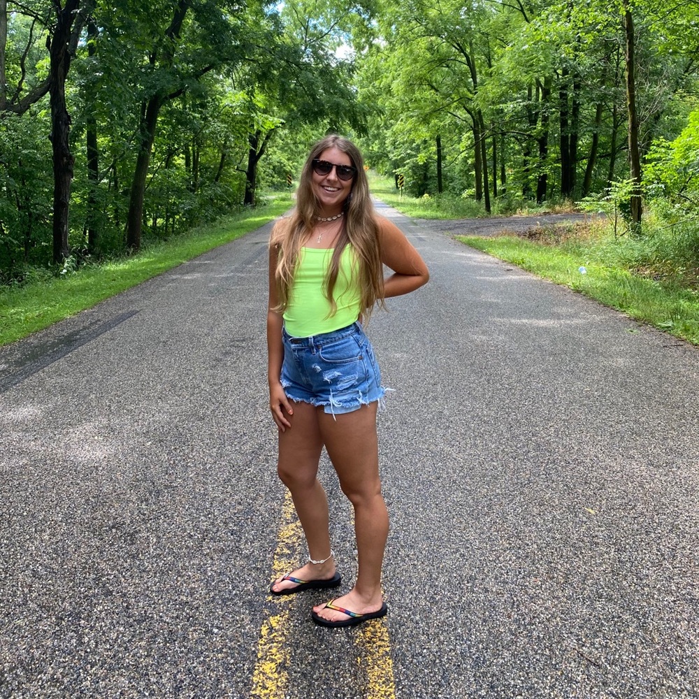 Meet your Posher, Olivia